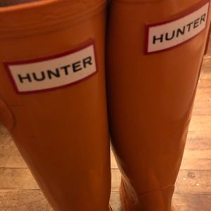 Hunter tall orange boots size 7 rare